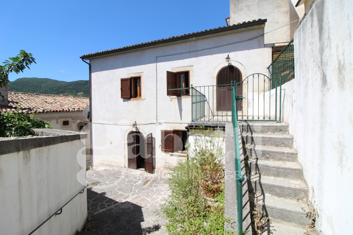 Casa indipendente in vendita a Castel di Sangro