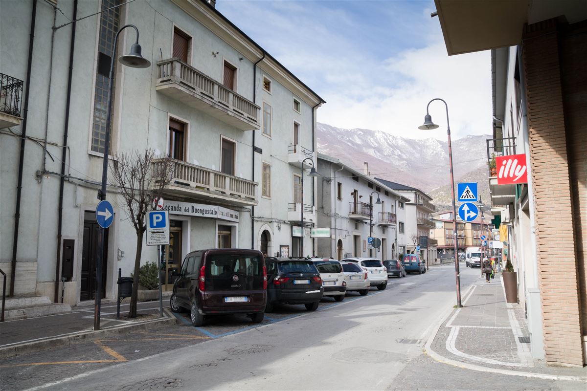 Negozio in vendita a Castel di Sangro