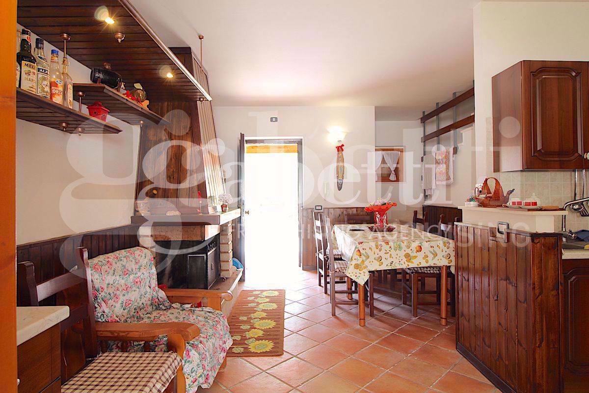 Villa Bifamiliare in vendita a Castel di Sangro