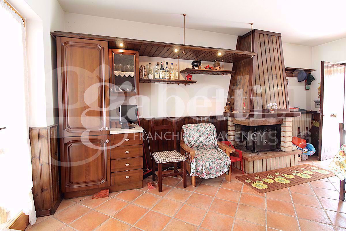 Villa Bifamiliare in vendita a Castel di Sangro