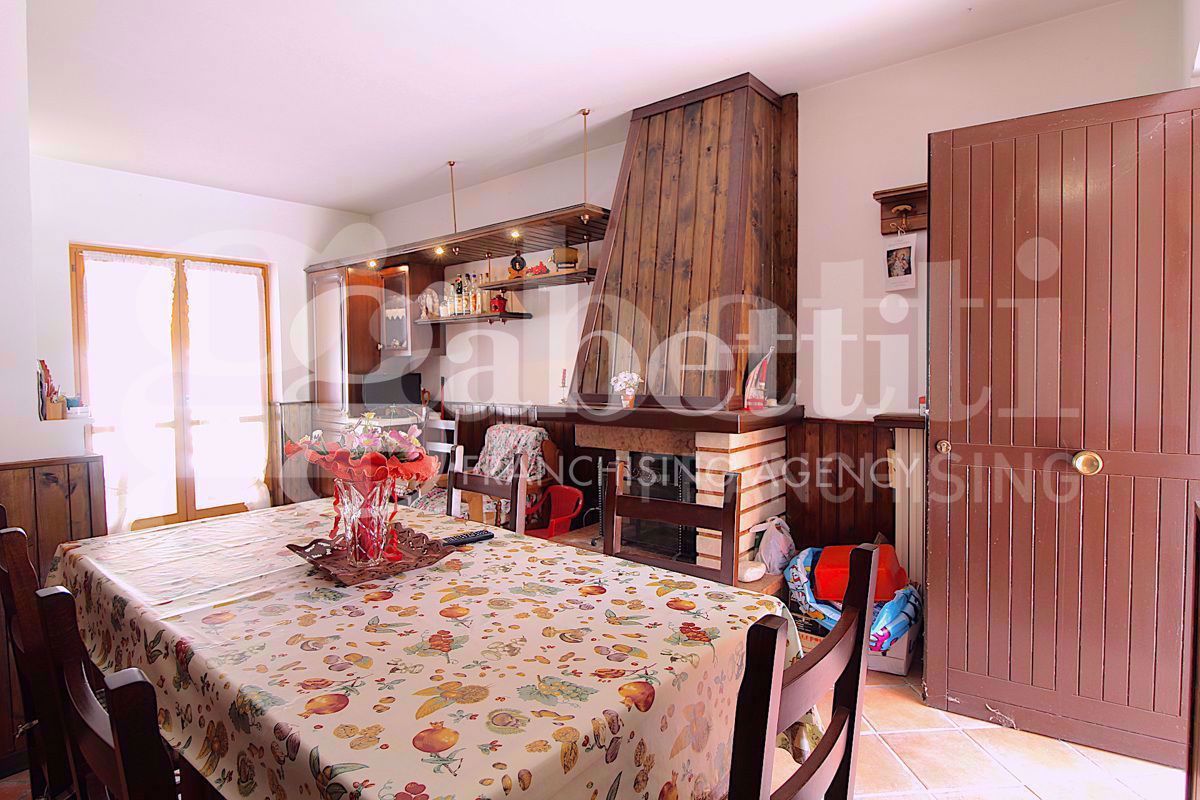 Villa Bifamiliare in vendita a Castel di Sangro