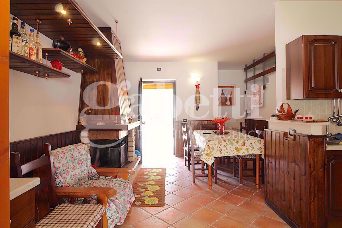 Villa Bifamiliare in affitto a Castel di Sangro