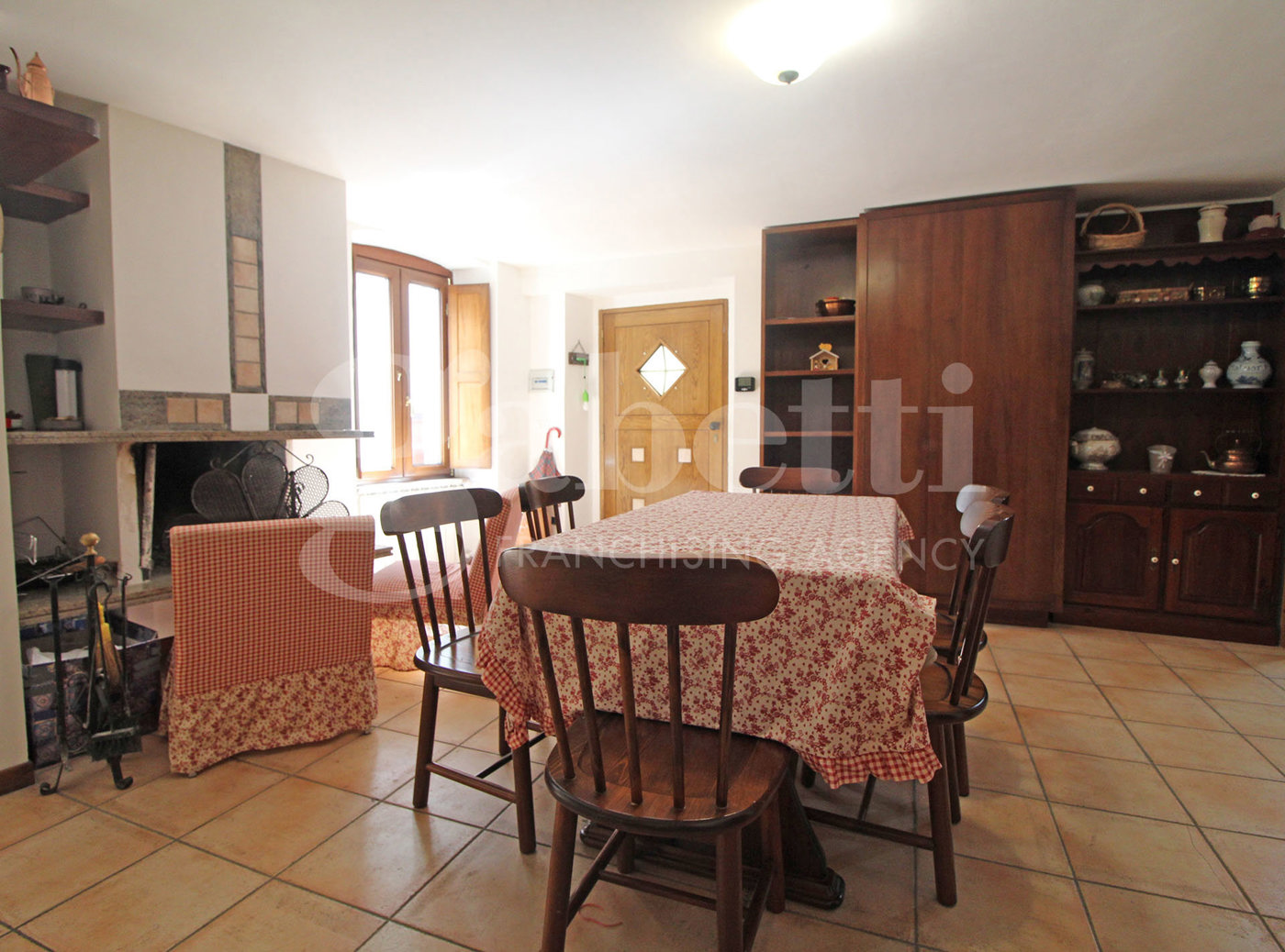 Quadrilocale arredato in affitto a Rivisondoli