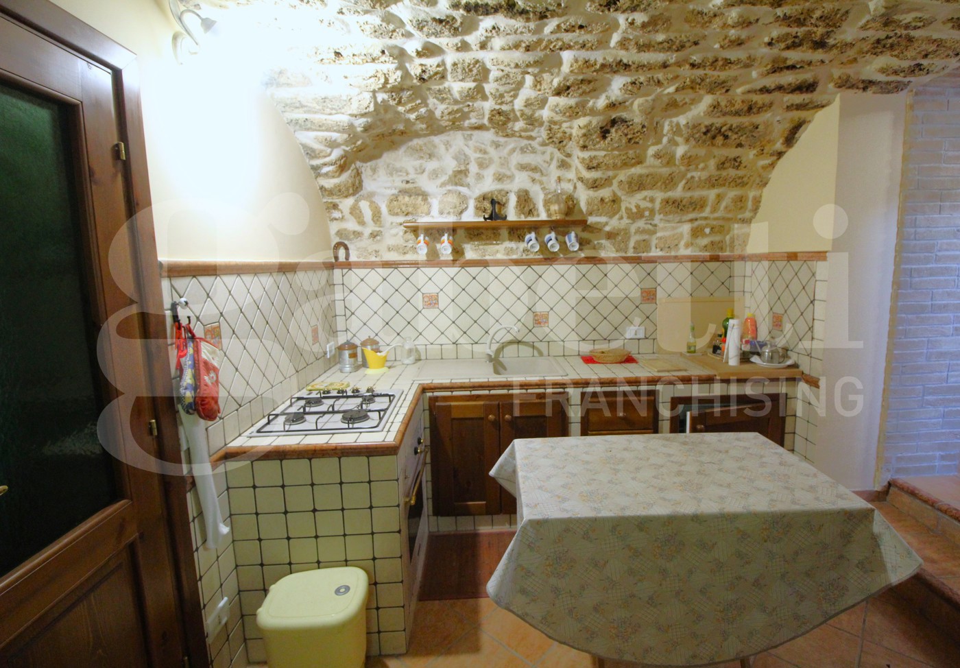 Appartamento in vendita a Montenero Val Cocchiara