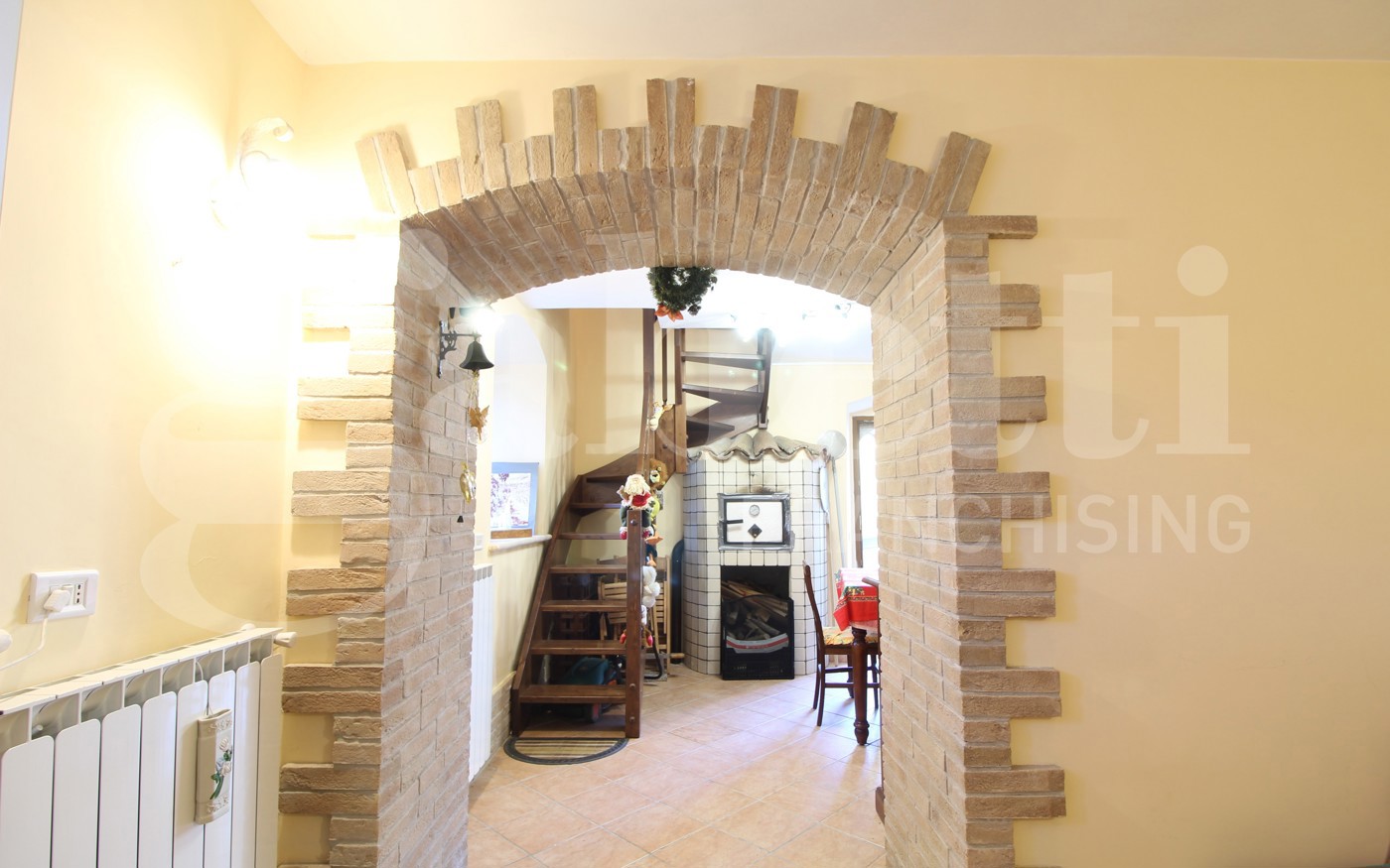 Appartamento in vendita a Montenero Val Cocchiara