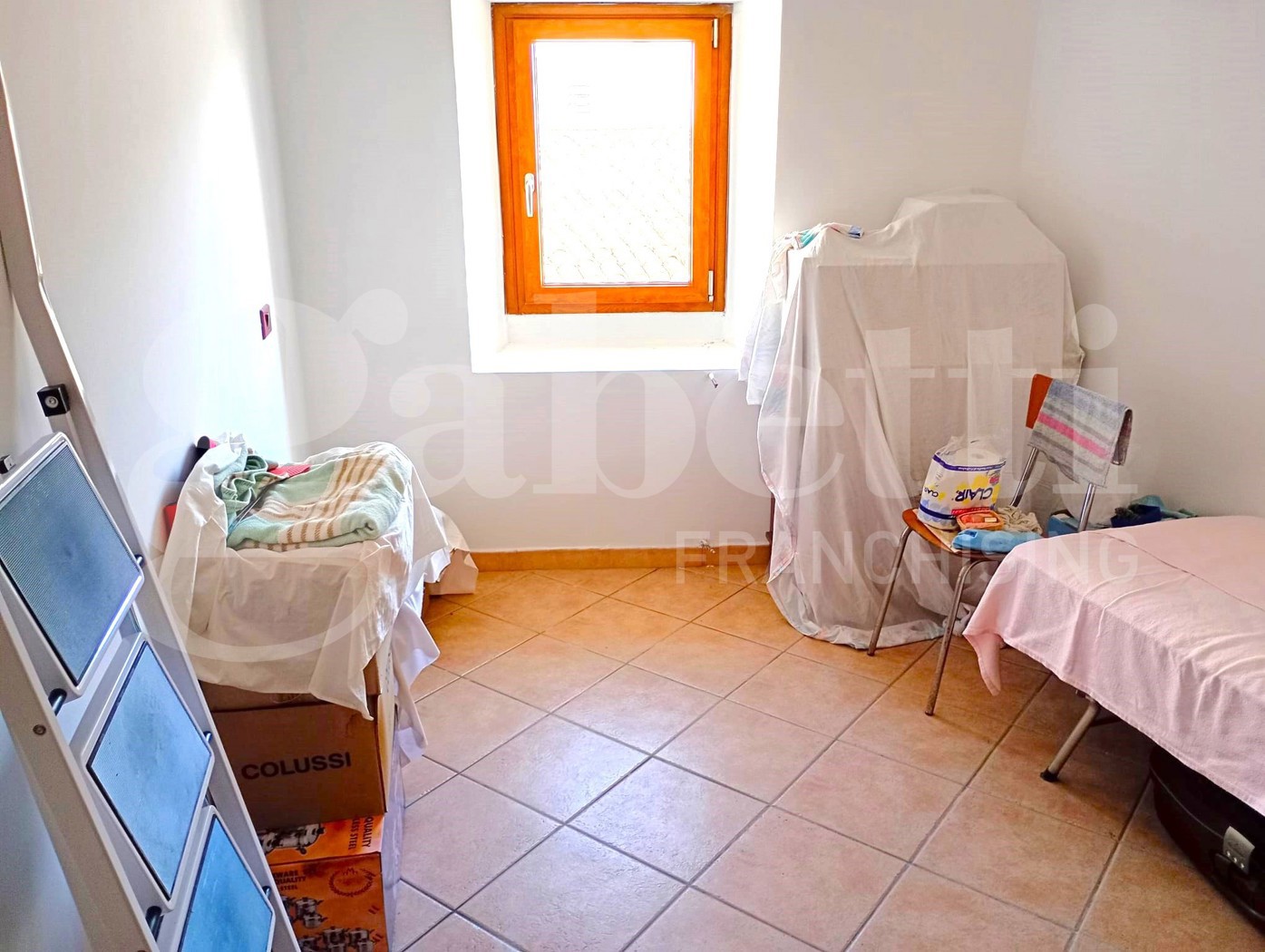 Quadrilocale in vendita a Montenero Val Cocchiara