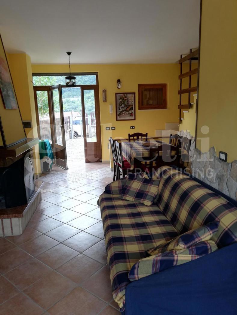 Casa indipendente in affitto a Castel di Sangro