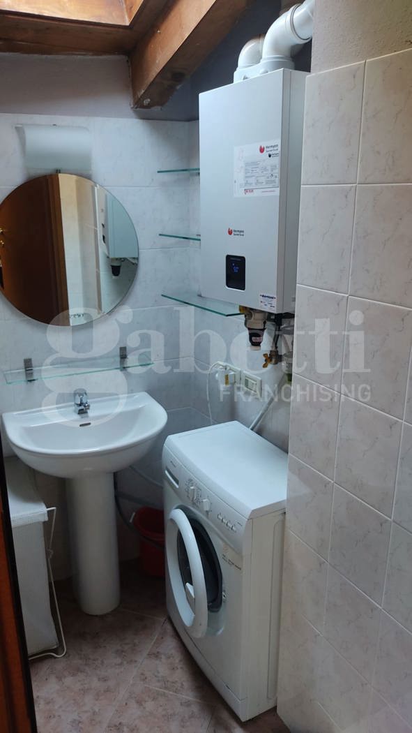 Bilocale arredato in affitto a Faenza