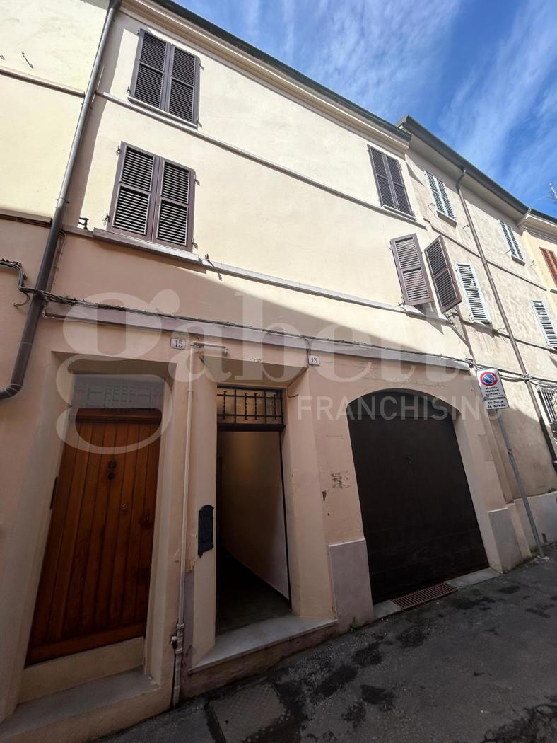 Casa indipendente con giardino a Faenza