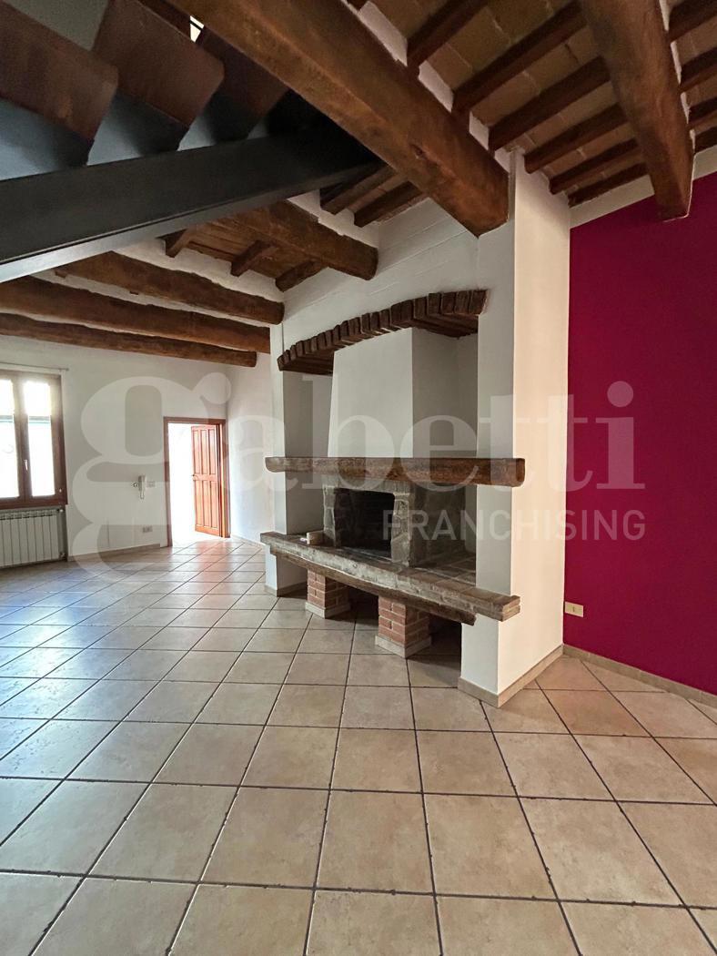 Casa indipendente con giardino a Faenza