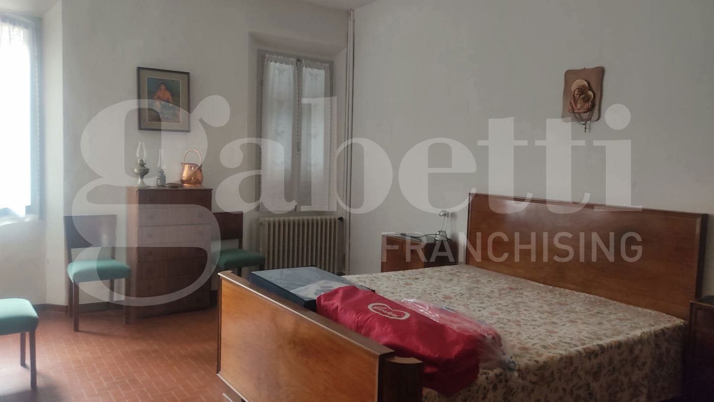Casa indipendente con giardino a Faenza