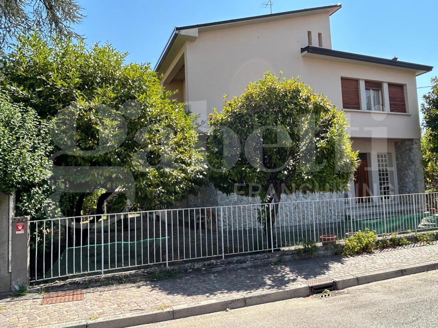 Casa indipendente in vendita a Riolo Terme