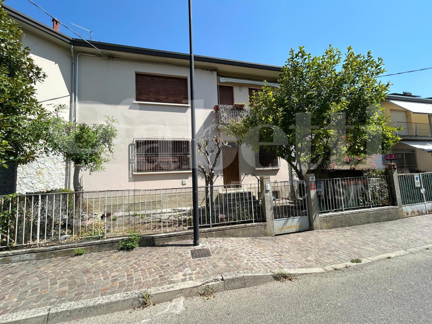 Casa indipendente in vendita a Riolo Terme