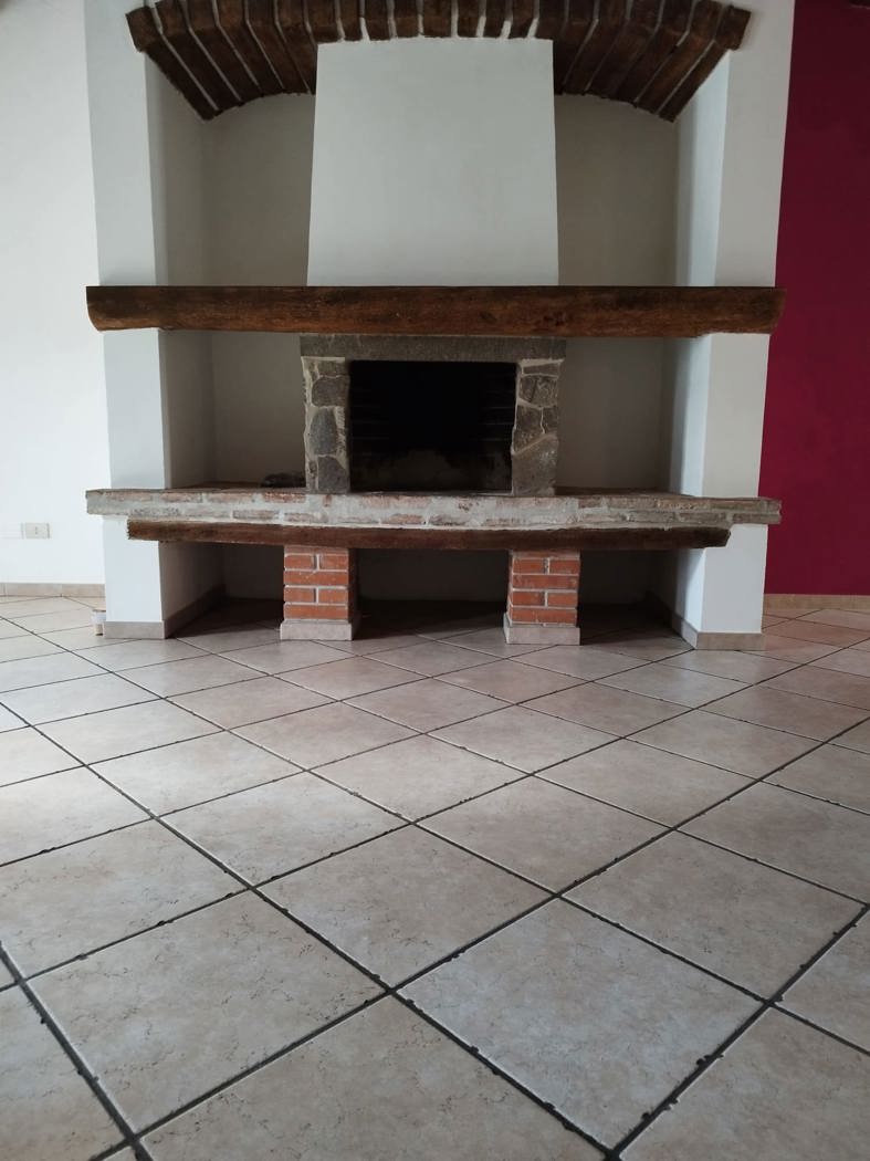 Casa indipendente con giardino a Faenza