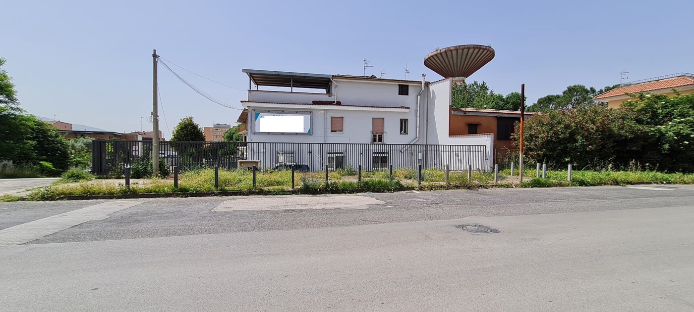 Ufficio in vendita a Pomigliano d'Arco