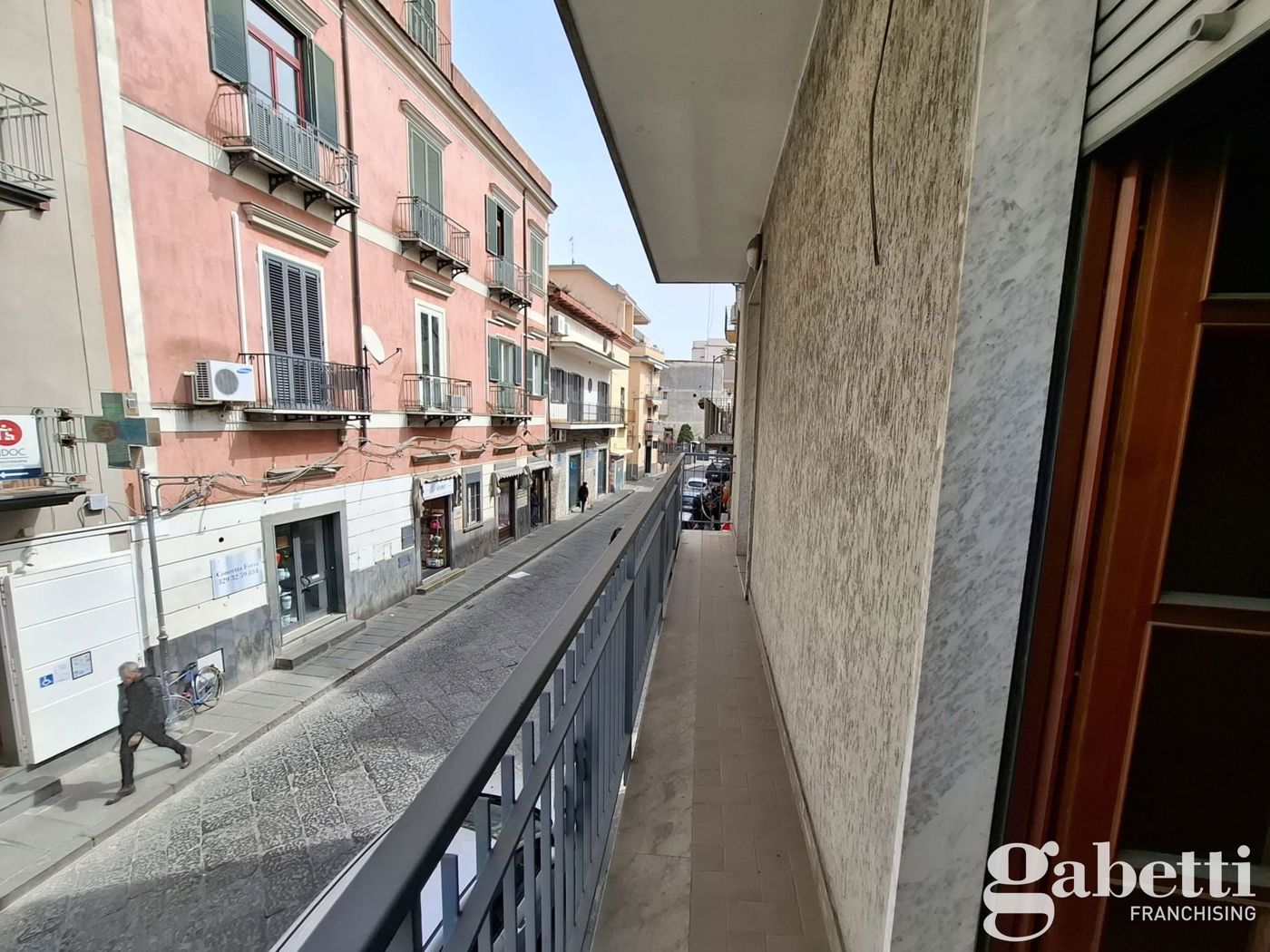 Ufficio in affitto a Pomigliano d'Arco