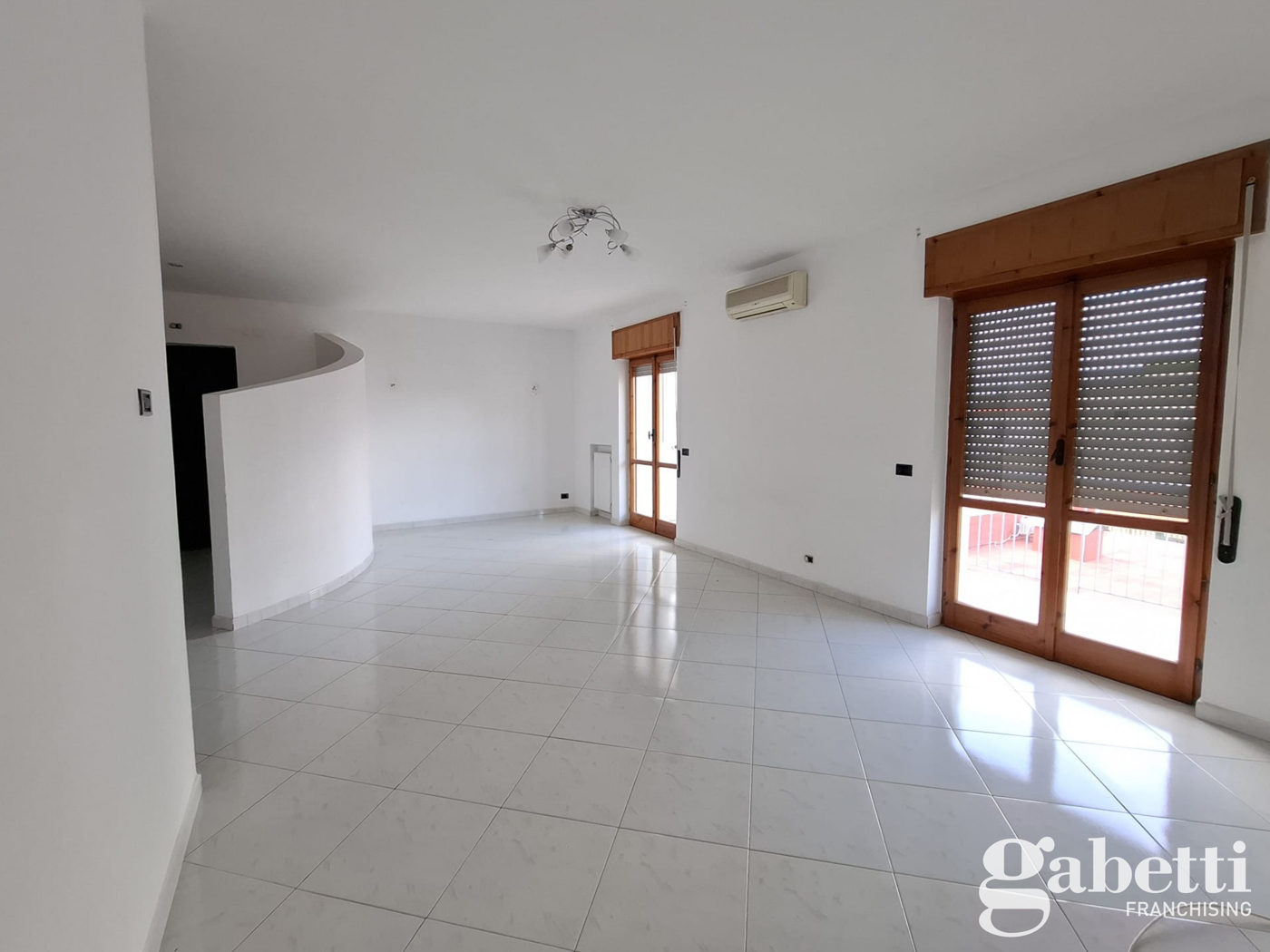Quadrilocale in affitto a Casalnuovo di Napoli