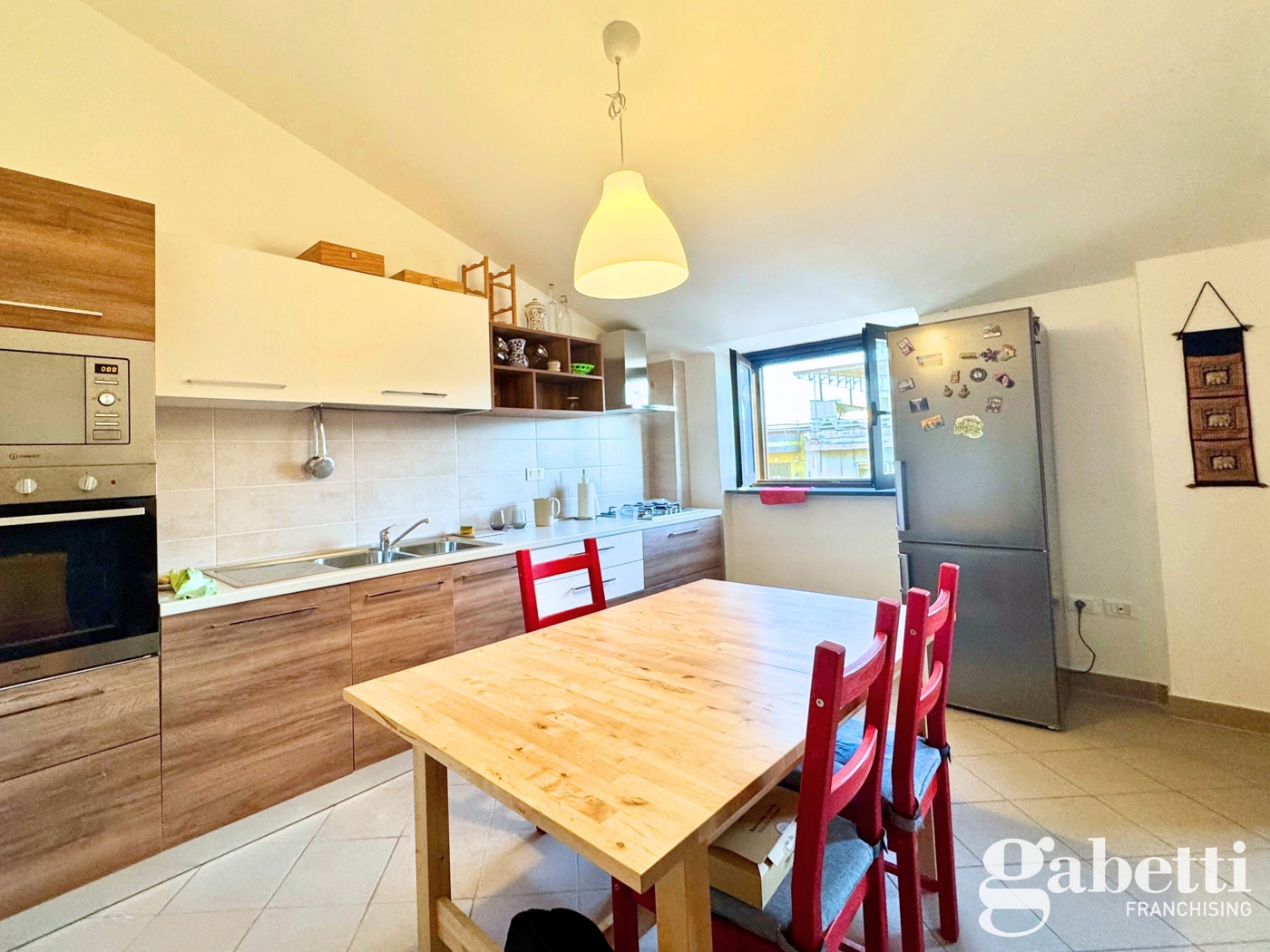 Trilocale arredato in affitto a Pomigliano d'Arco