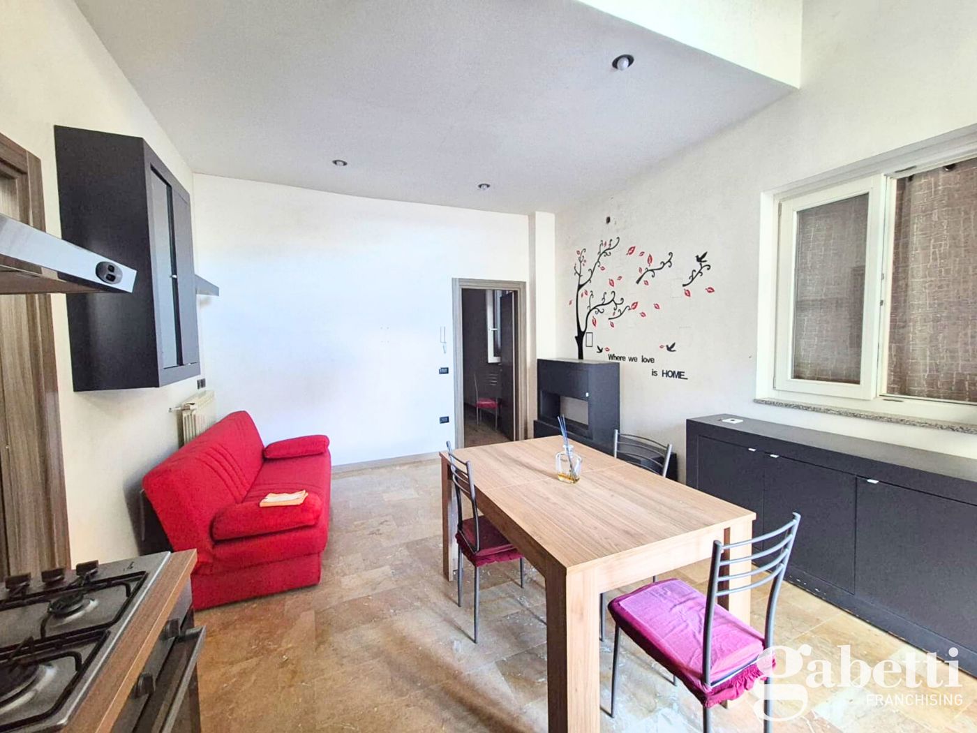 Bilocale arredato in affitto a Castello di Cisterna