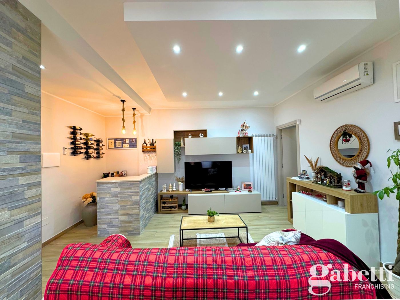 Trilocale con box a Pomigliano d'Arco