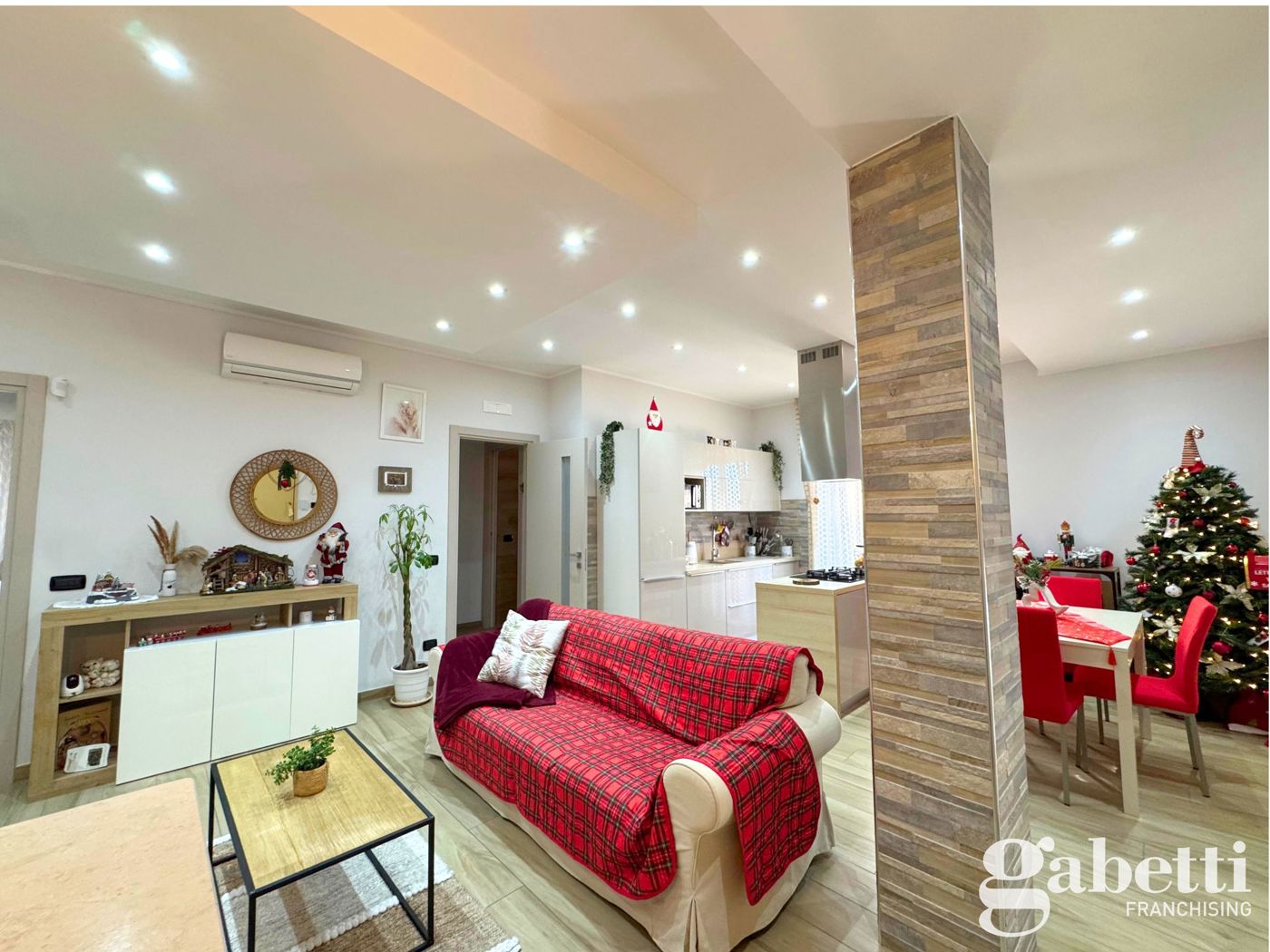 Trilocale con box a Pomigliano d'Arco