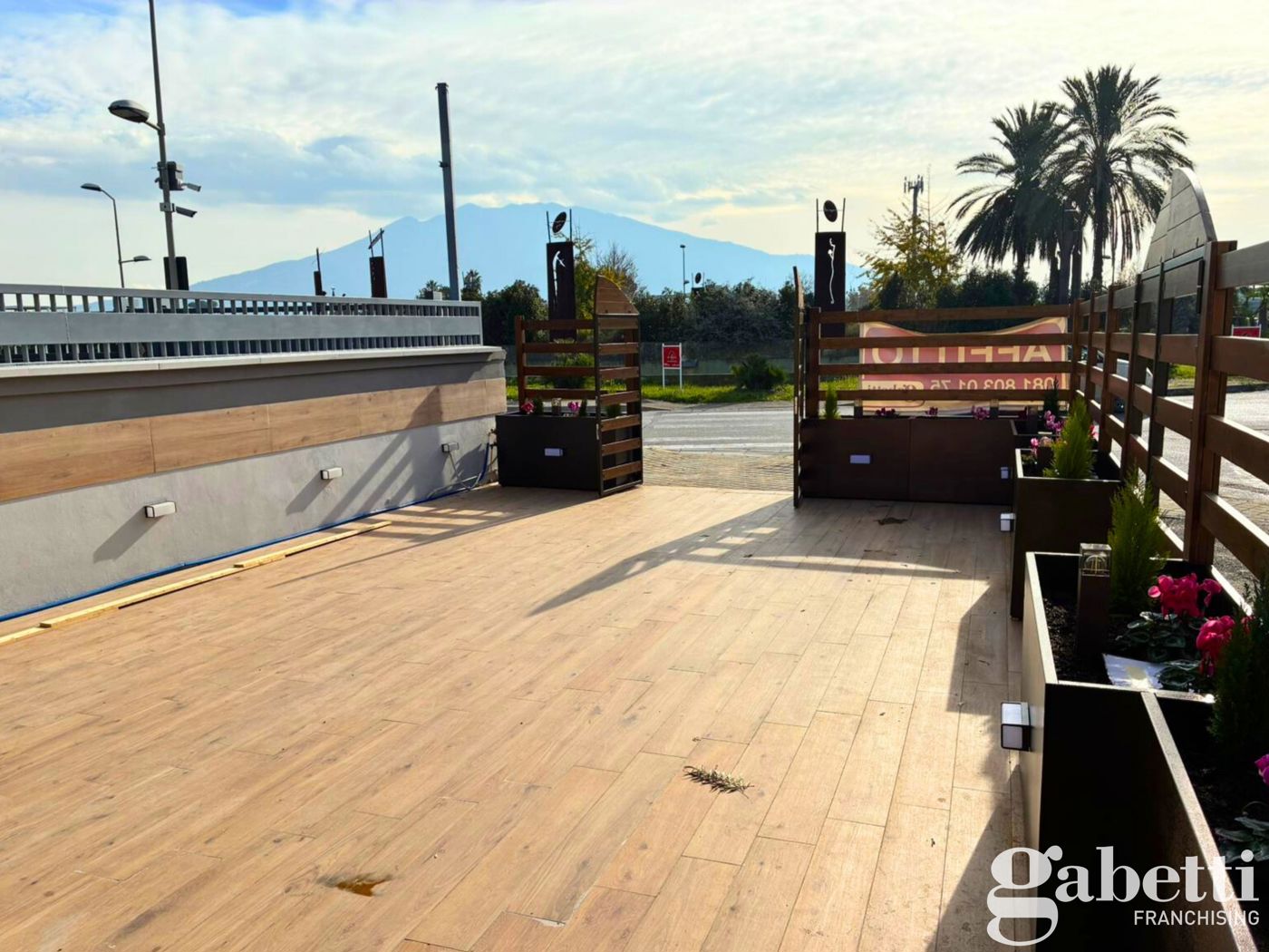 Negozio in affitto a Pomigliano d'Arco