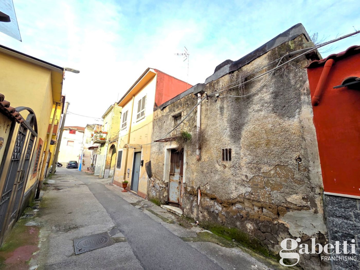 Stabile/Palazzo in vendita a Pomigliano d'Arco