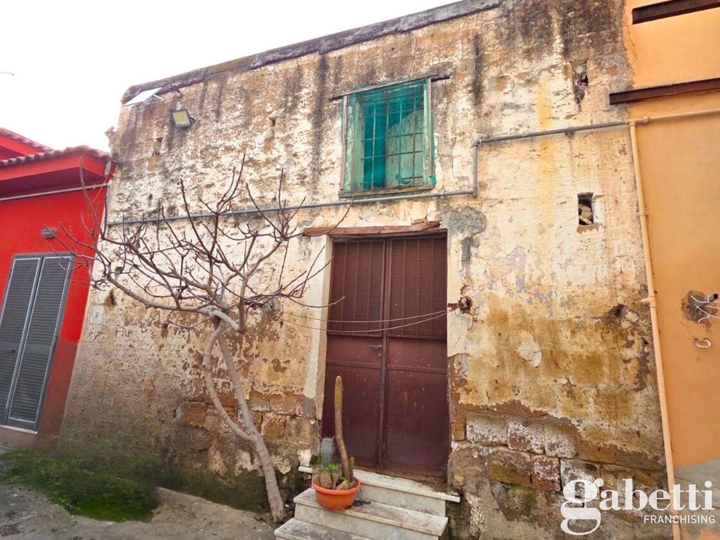 Stabile/Palazzo in vendita a Pomigliano d'Arco