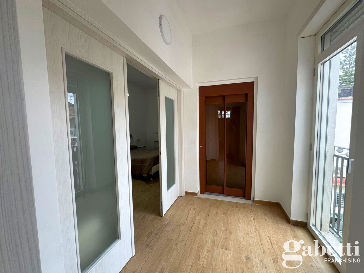 Trilocale arredato in affitto a Pomigliano d'Arco