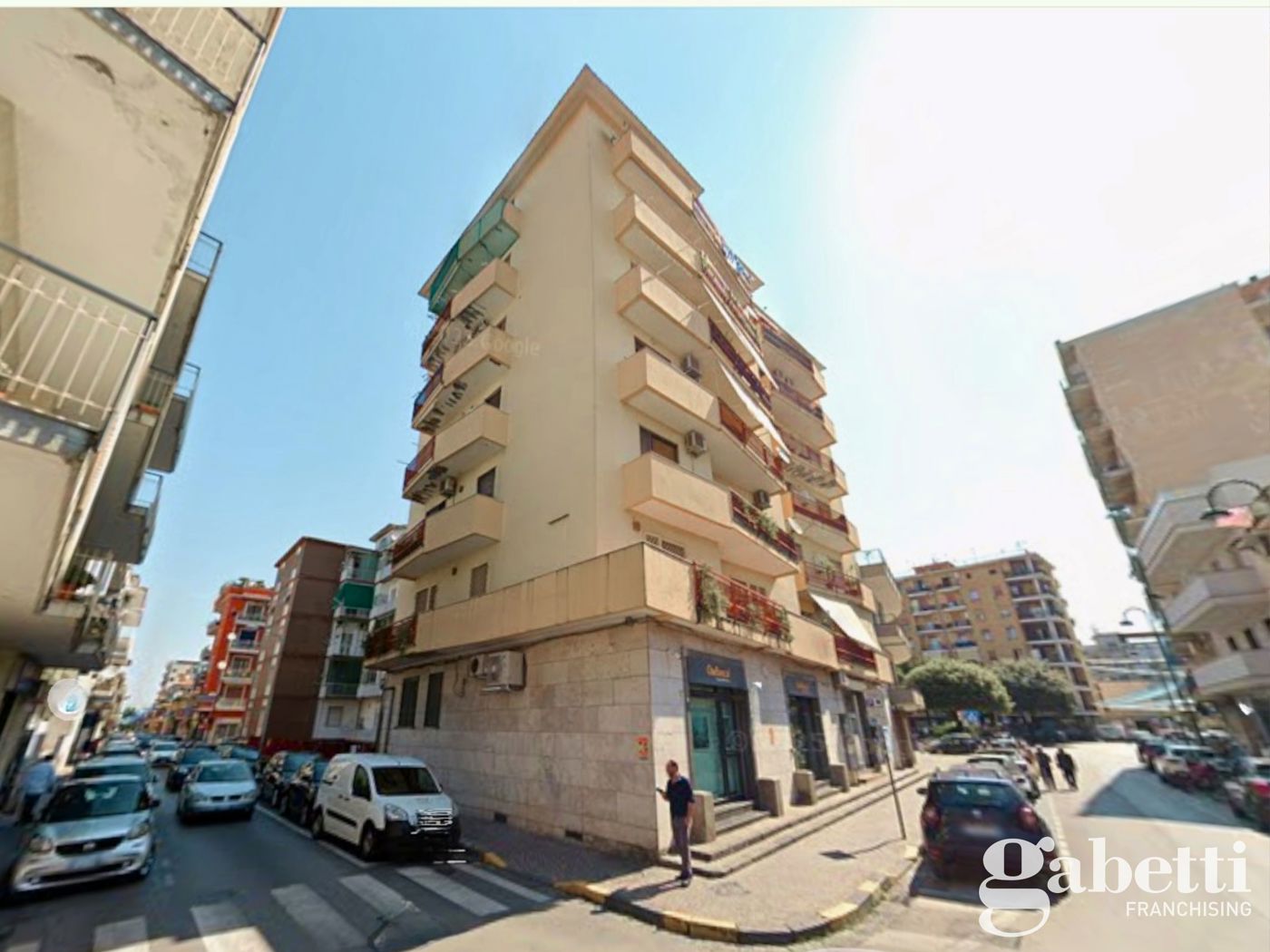 Box/Garage 60mq in vendita a Pomigliano d'Arco