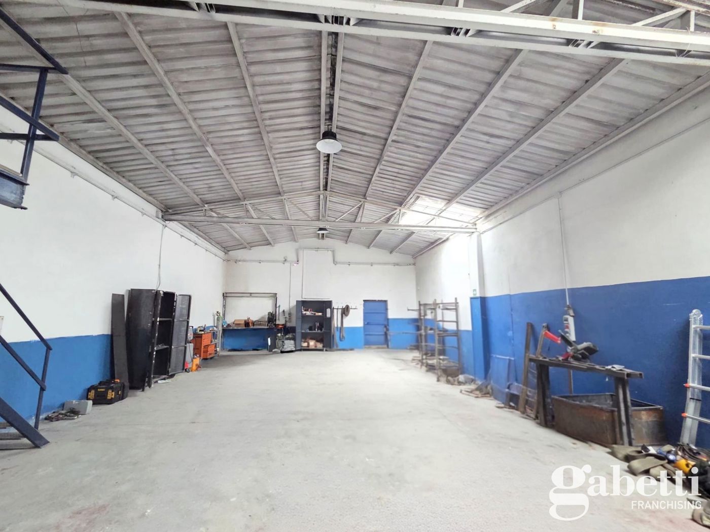 Capannone in affitto a Pomigliano d'Arco