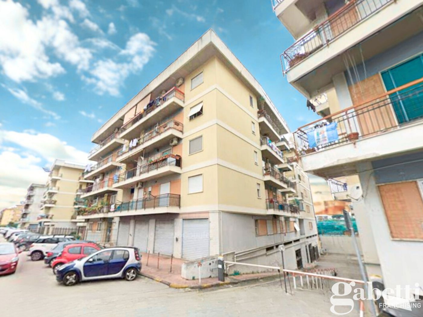 Trilocale ristrutturato a Pomigliano d'Arco