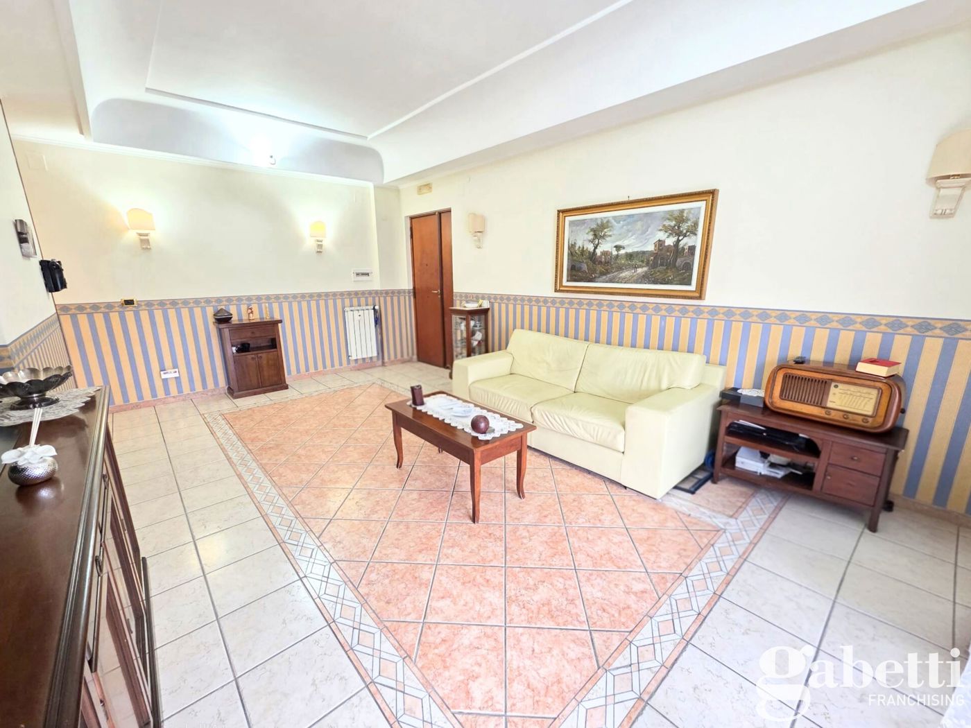 Trilocale ristrutturato a Pomigliano d'Arco