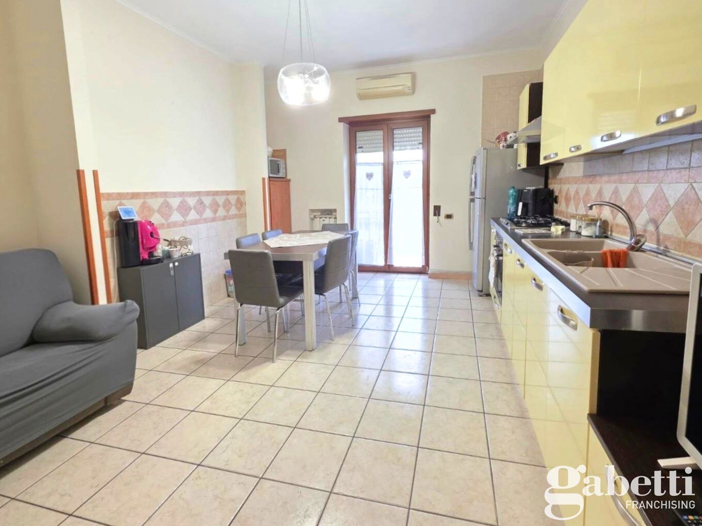 Trilocale ristrutturato a Pomigliano d'Arco