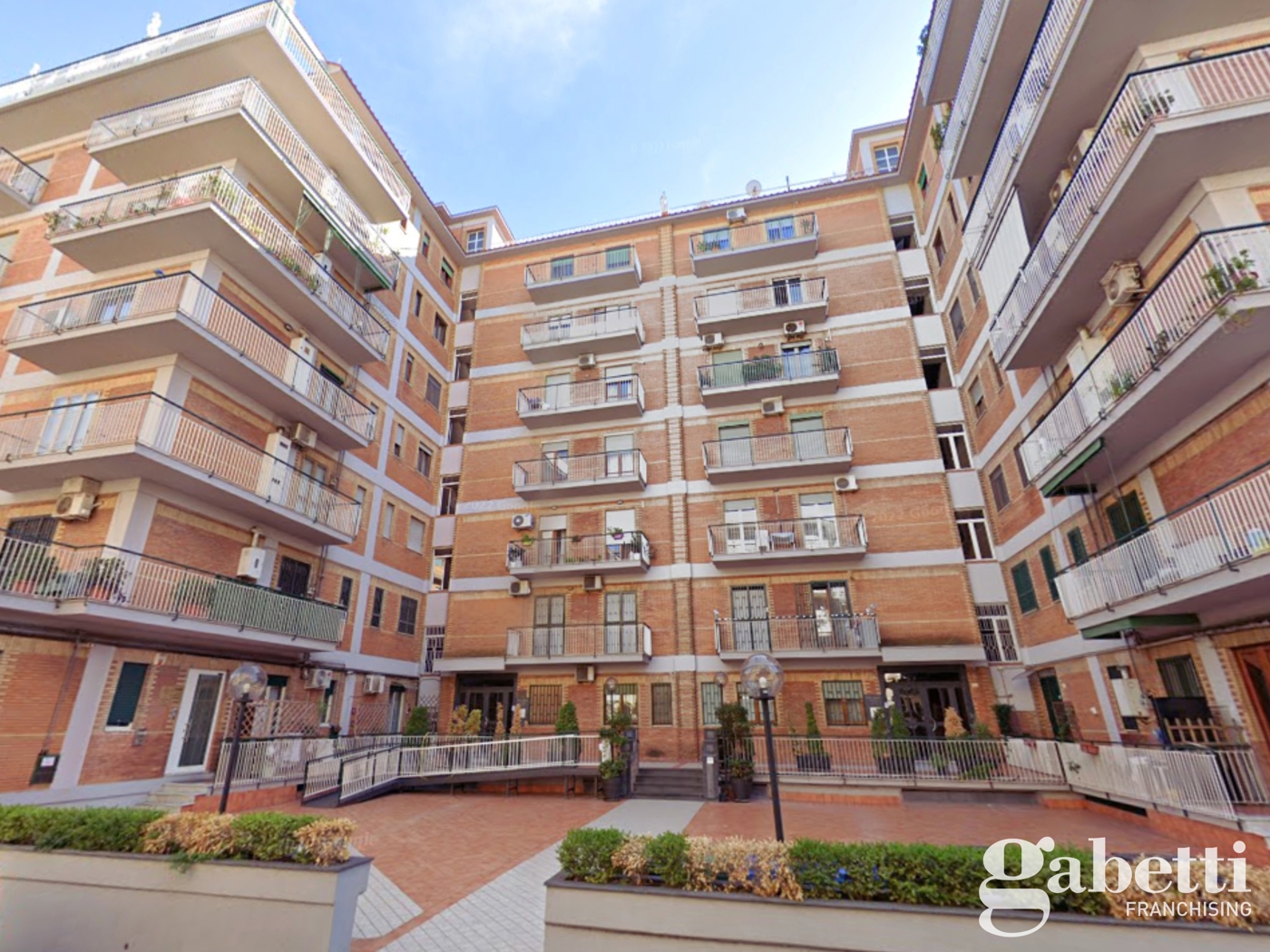 Ufficio in affitto a Pomigliano d'Arco