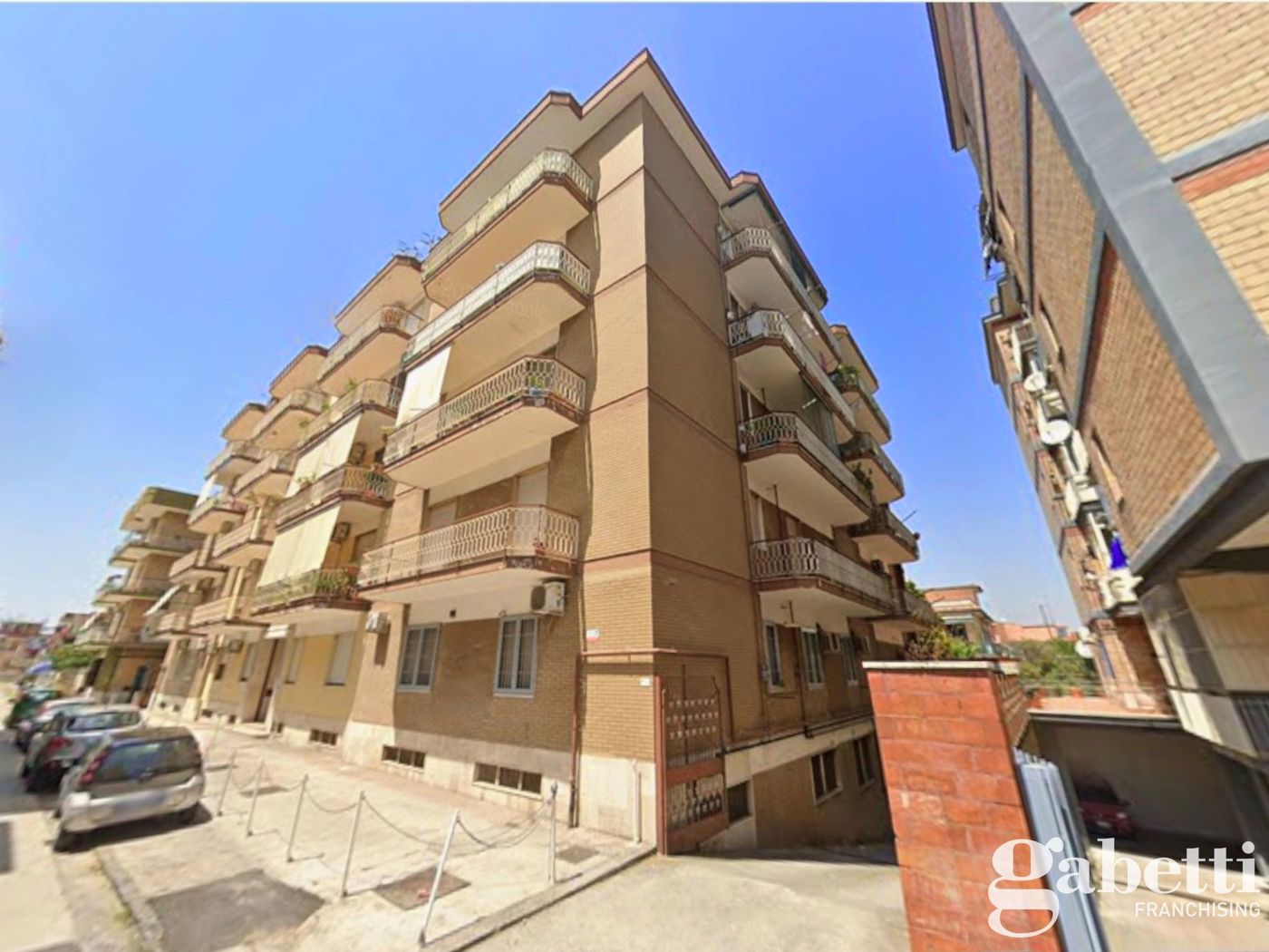 Box/Garage 33mq in vendita a Pomigliano d'Arco