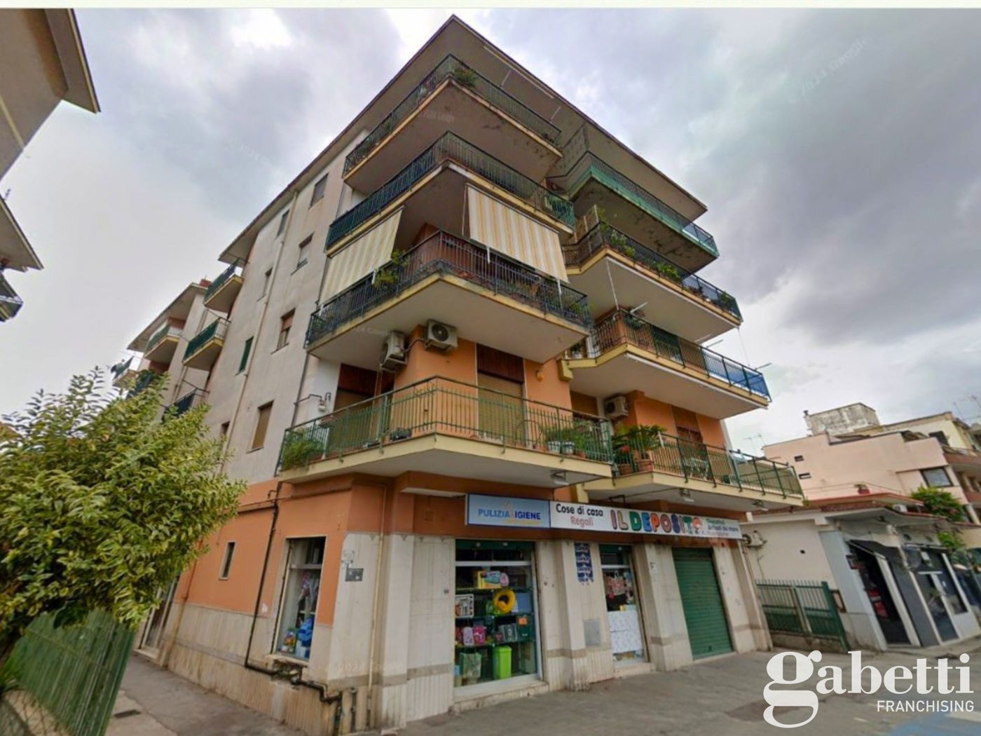 Quadrilocale in vendita a Pomigliano d'Arco