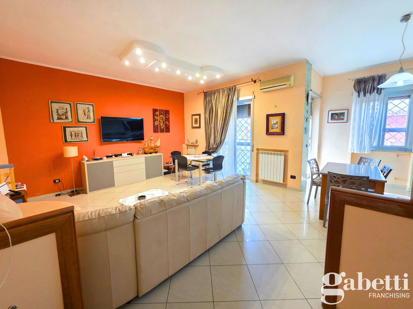 Quadrilocale in vendita a Pomigliano d'Arco