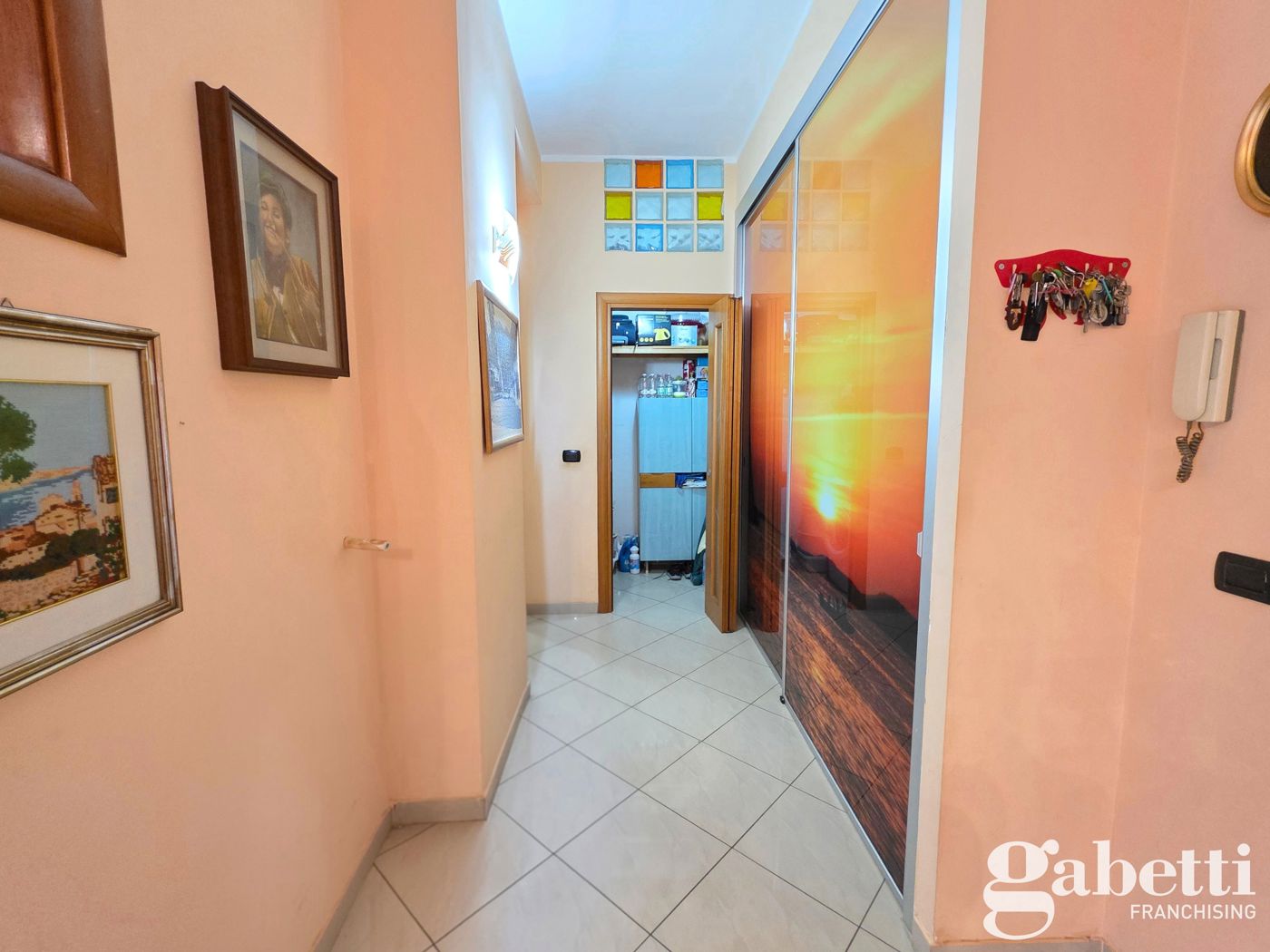 Quadrilocale in vendita a Pomigliano d'Arco