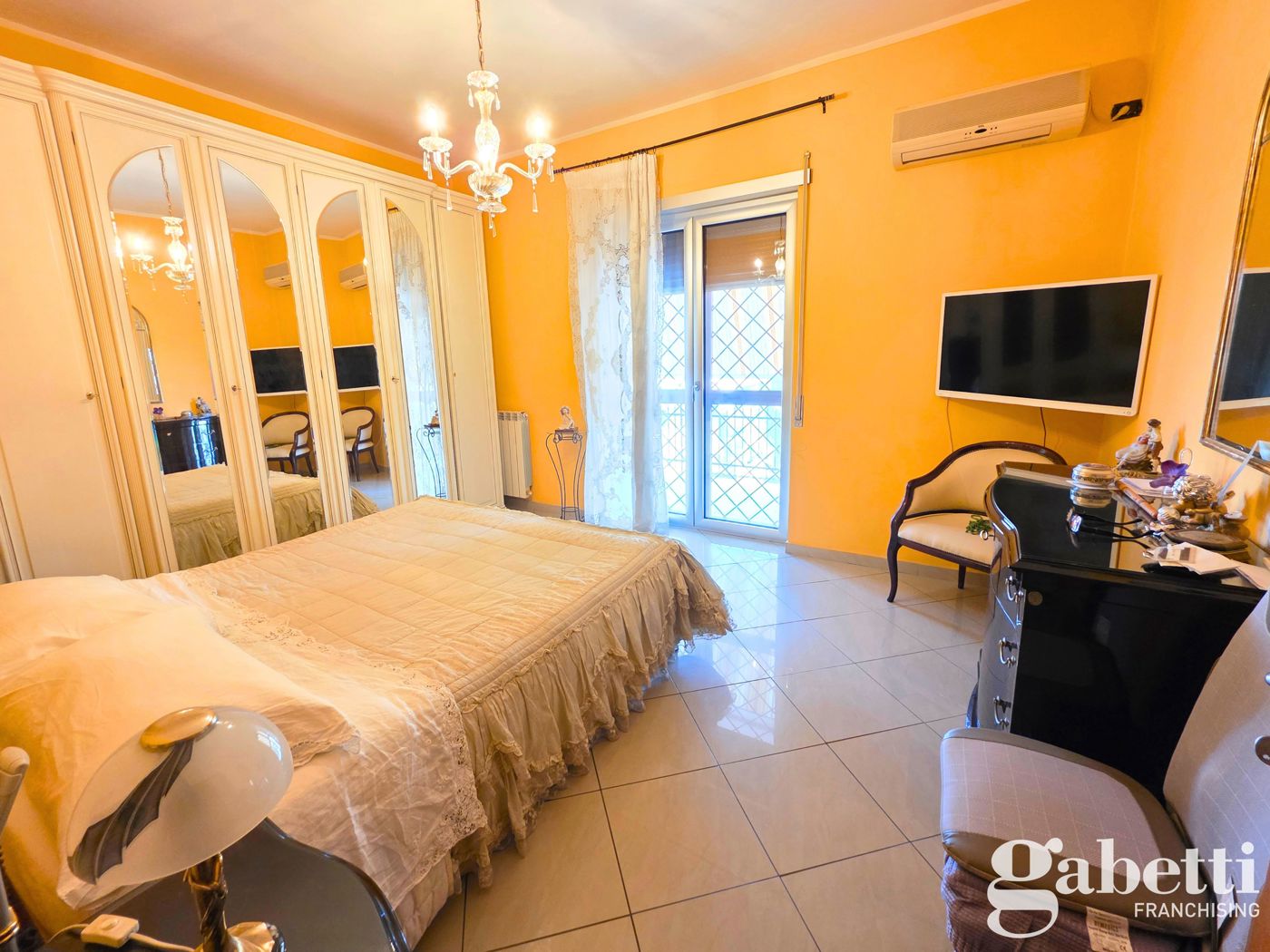 Quadrilocale in vendita a Pomigliano d'Arco