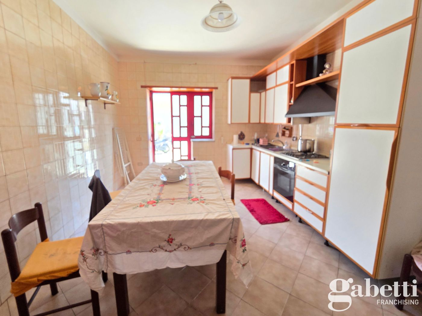 Casa indipendente da ristrutturare a Pomigliano d'Arco