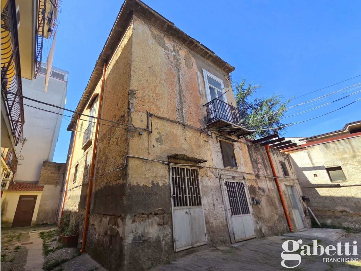 Stabile/Palazzo in vendita a Pomigliano d'Arco