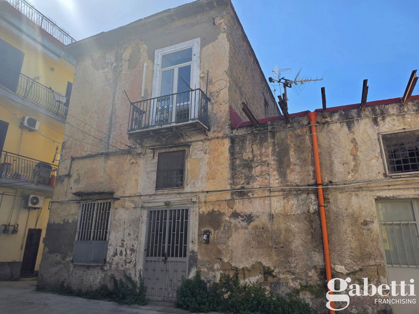 Stabile/Palazzo in vendita a Pomigliano d'Arco