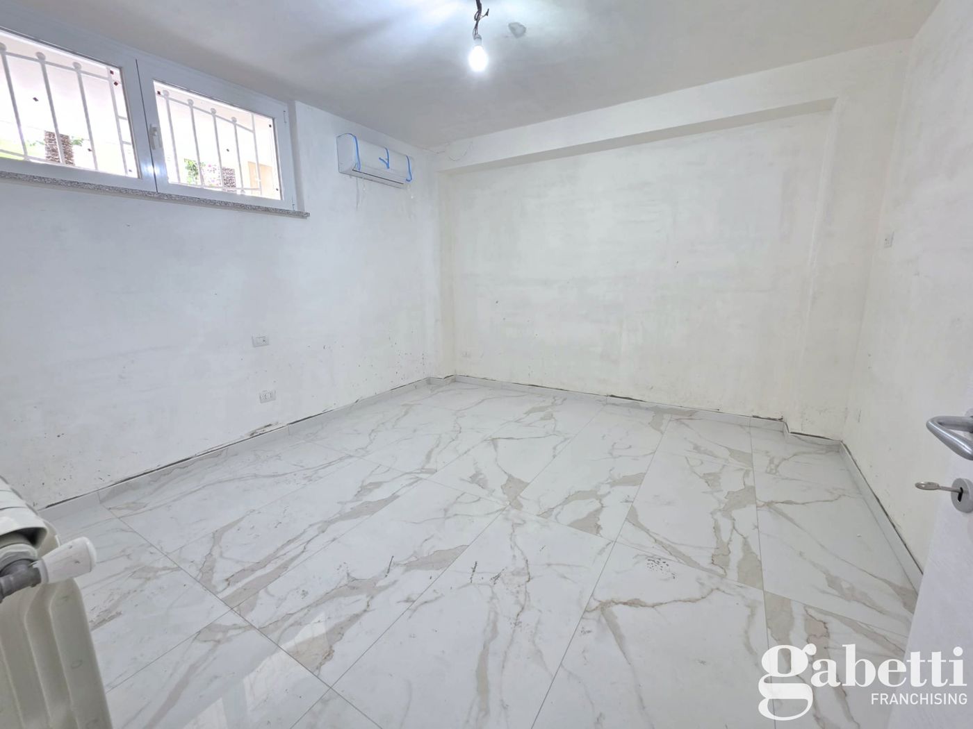 Ufficio nuovo a Pomigliano d'Arco