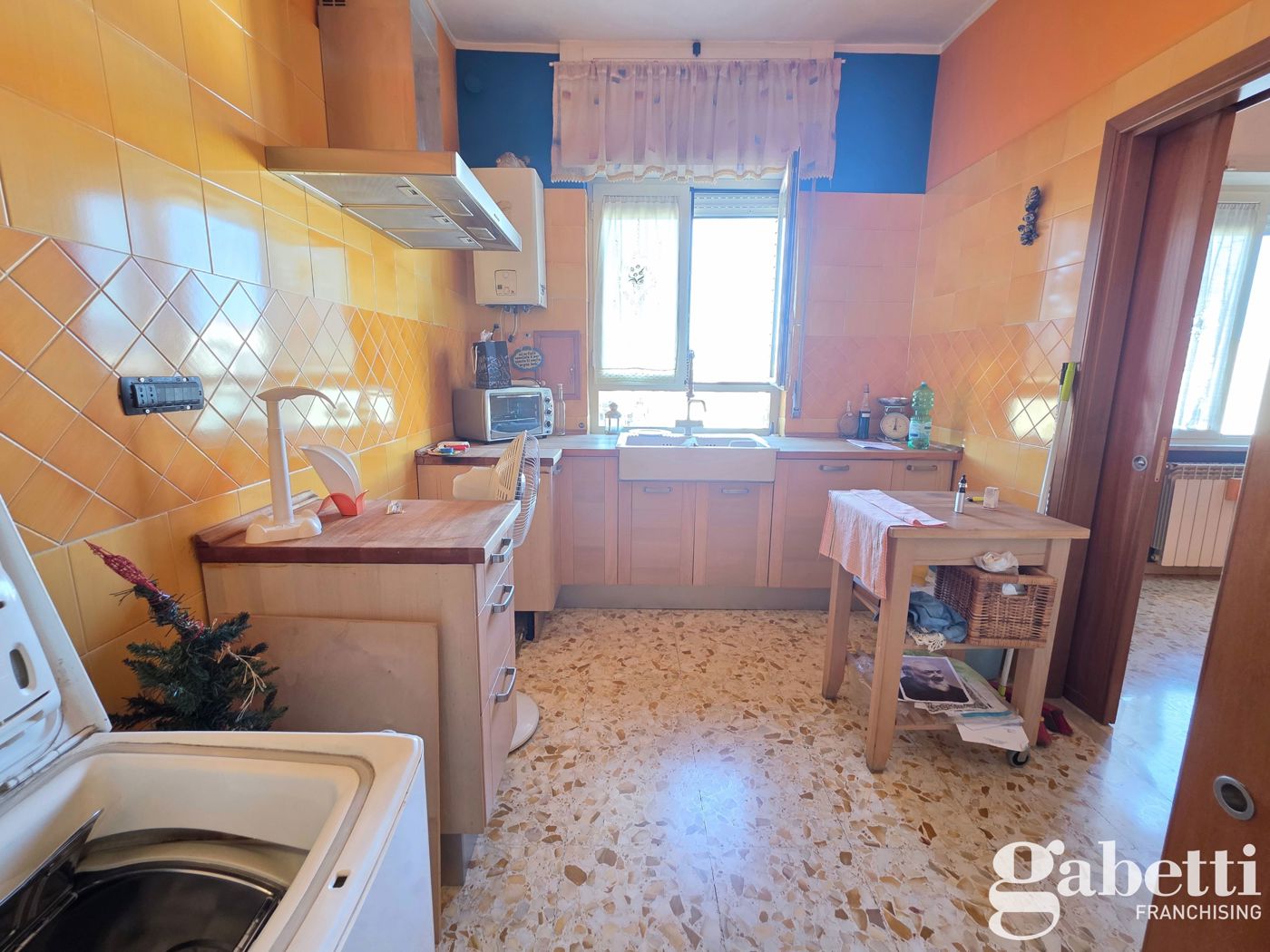 Trilocale arredato in affitto a Pomigliano d'Arco