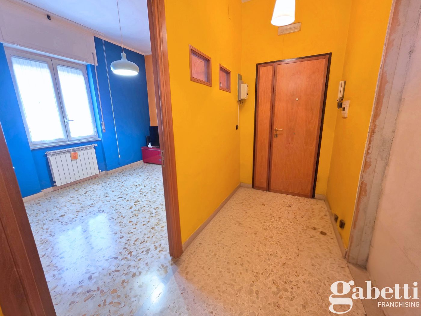 Trilocale arredato in affitto a Pomigliano d'Arco