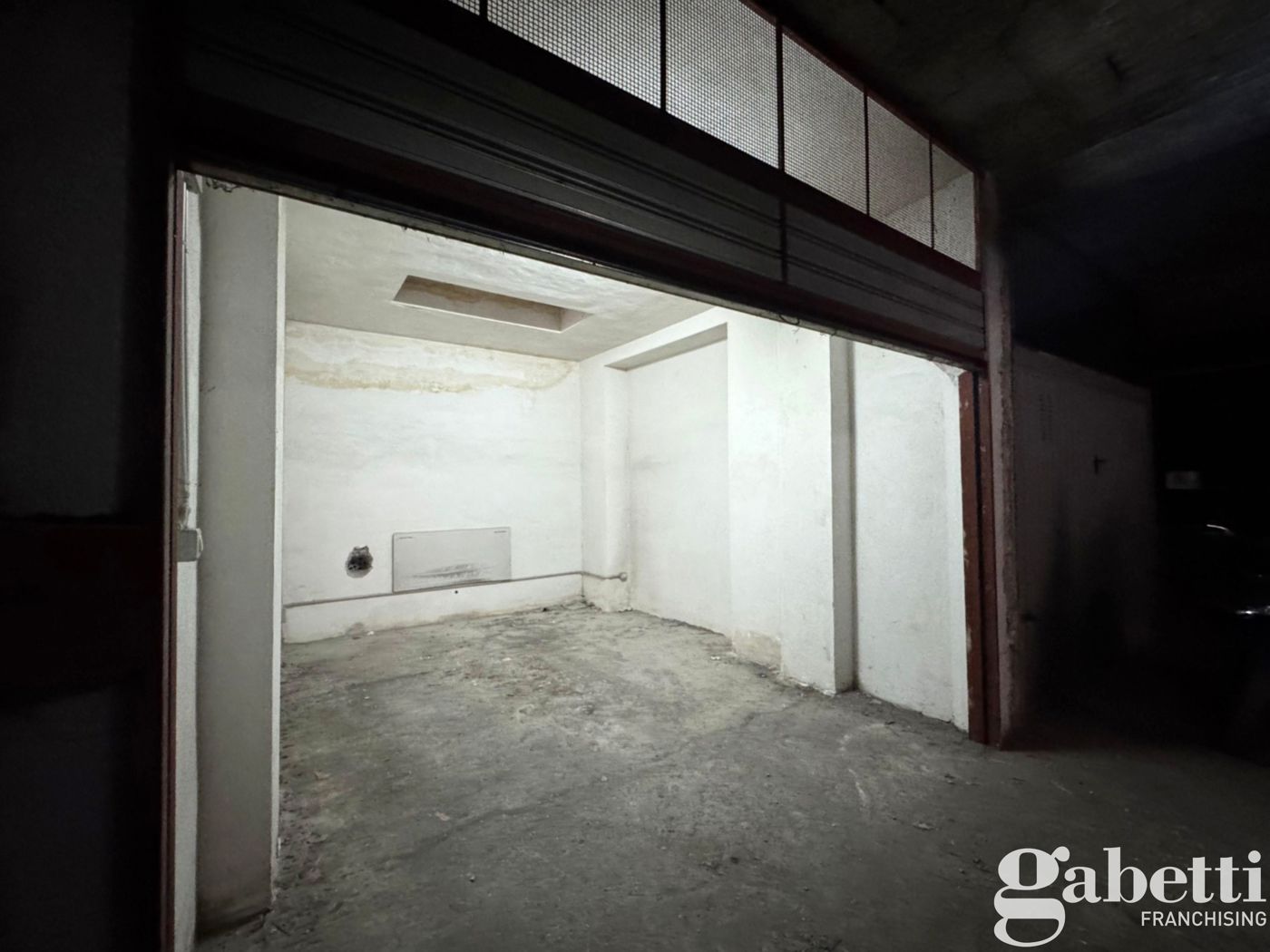 Box/Garage 14mq in affitto a Pomigliano d'Arco