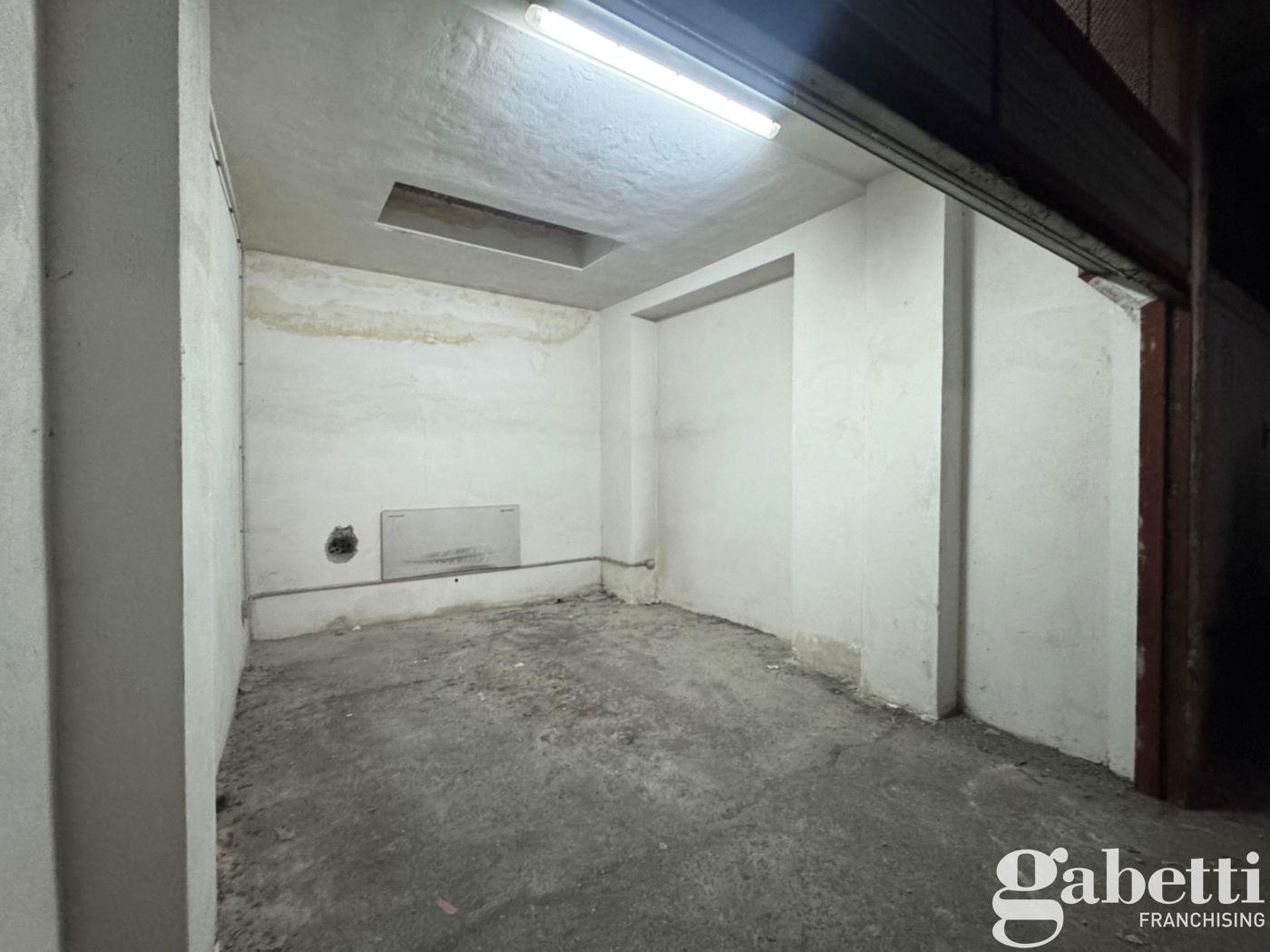 Box/Garage 14mq in affitto a Pomigliano d'Arco