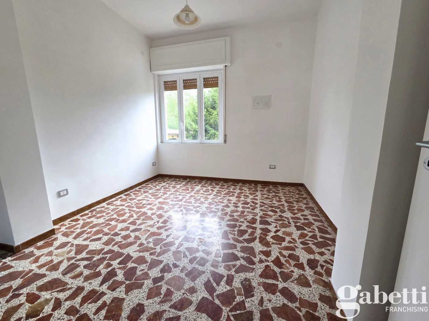 Trilocale arredato in affitto a Pomigliano d'Arco