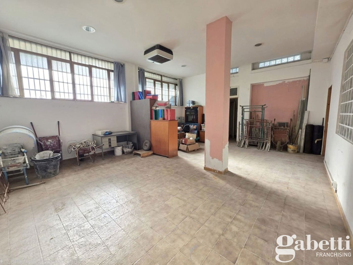 Laboratorio in vendita a Casalnuovo di Napoli